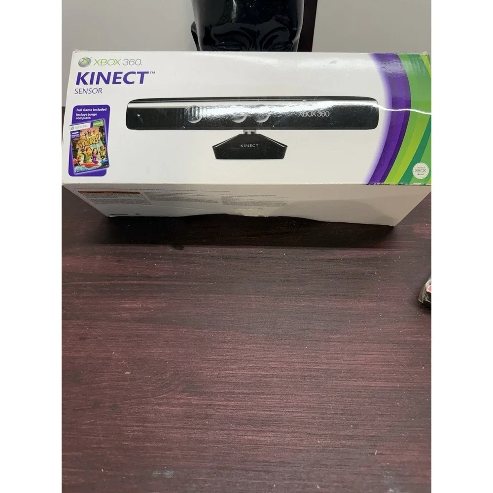 Xbox 360 Kinect Sensor - CIB - Game Included!